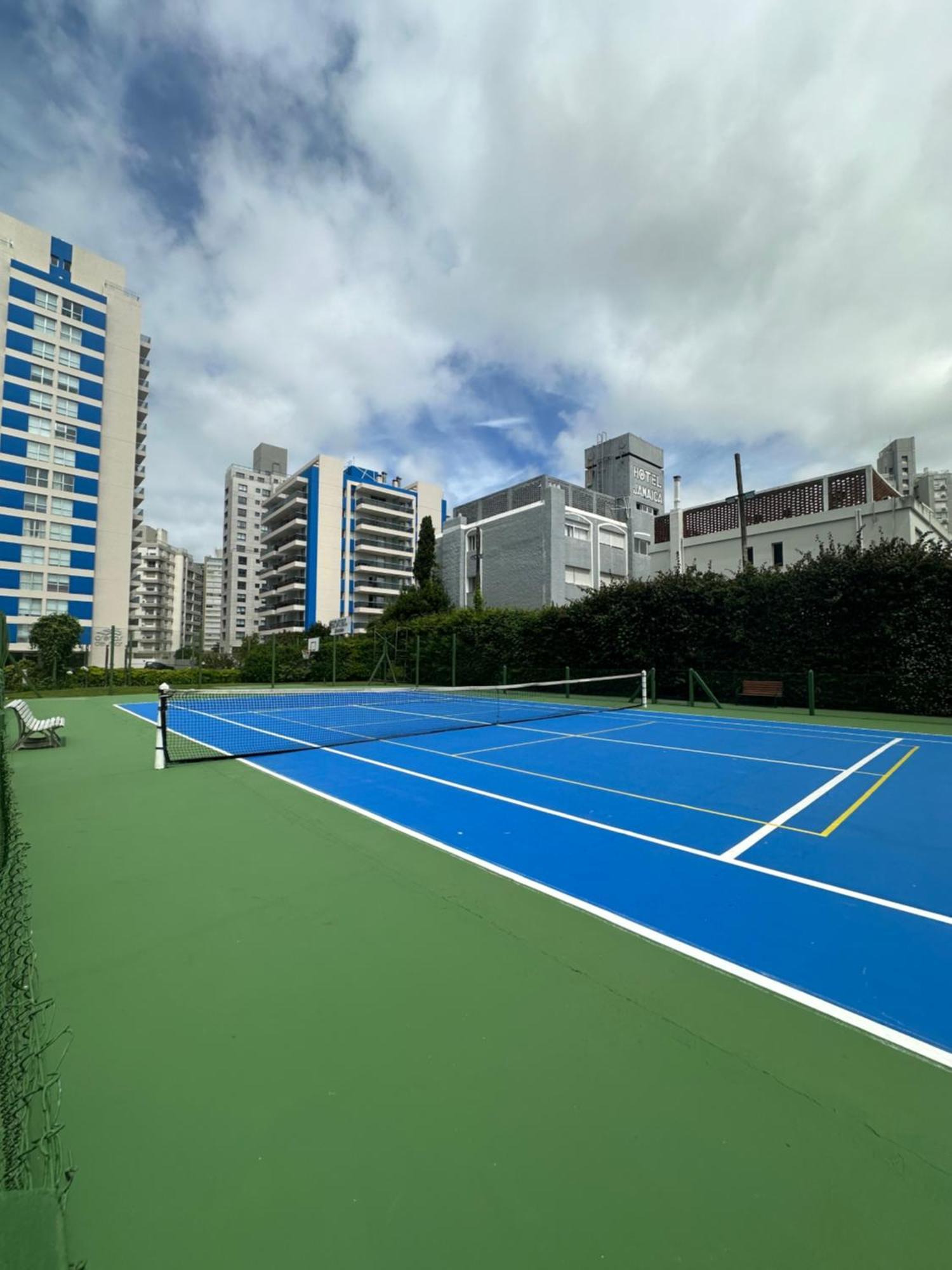 Hermoso Apartamento, Torre De Categoria Long Beach, En La Mejor Ubicacion De Punta Del Este Luaran gambar