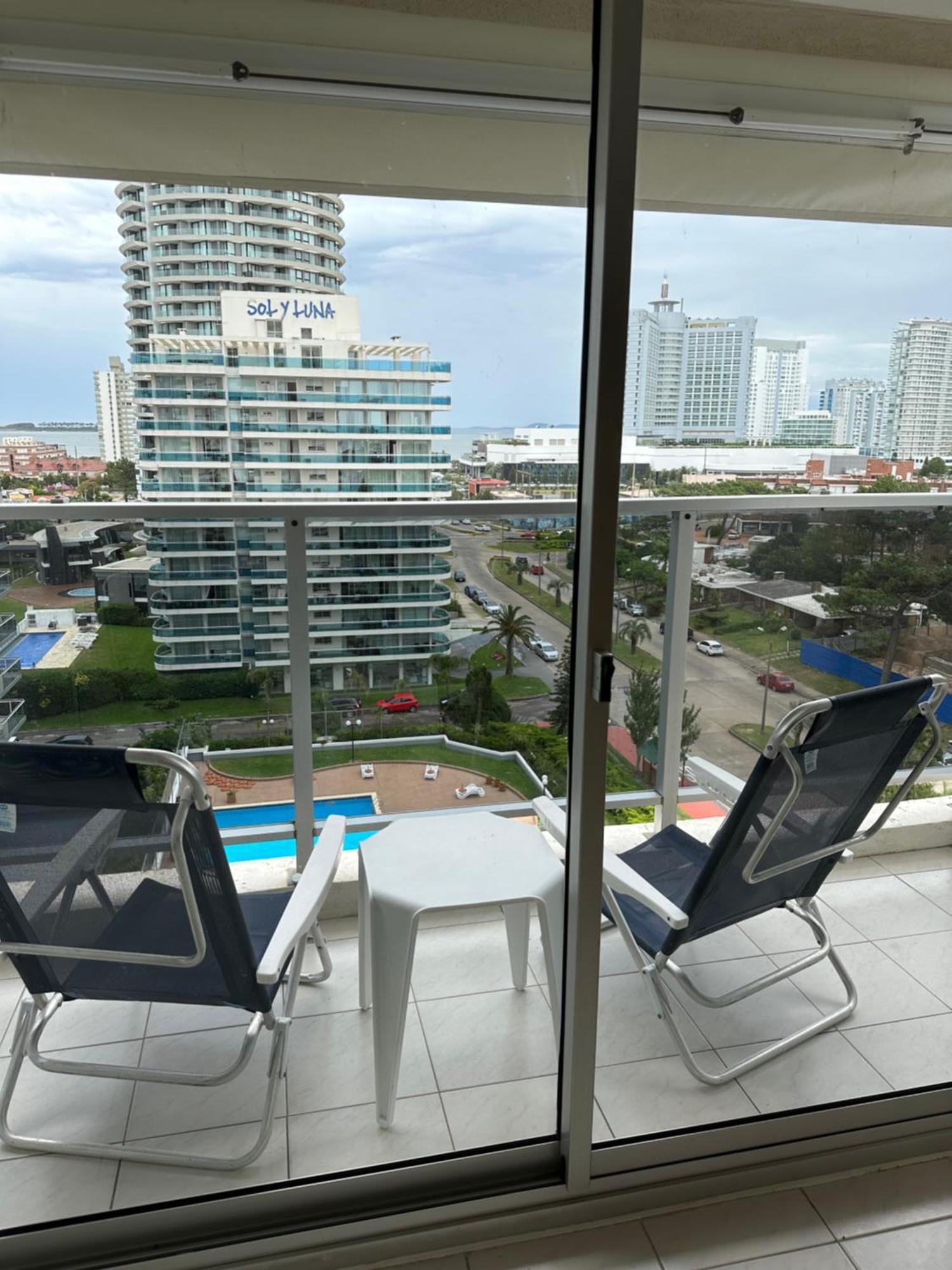 Hermoso Apartamento, Torre De Categoria Long Beach, En La Mejor Ubicacion De Punta Del Este Luaran gambar