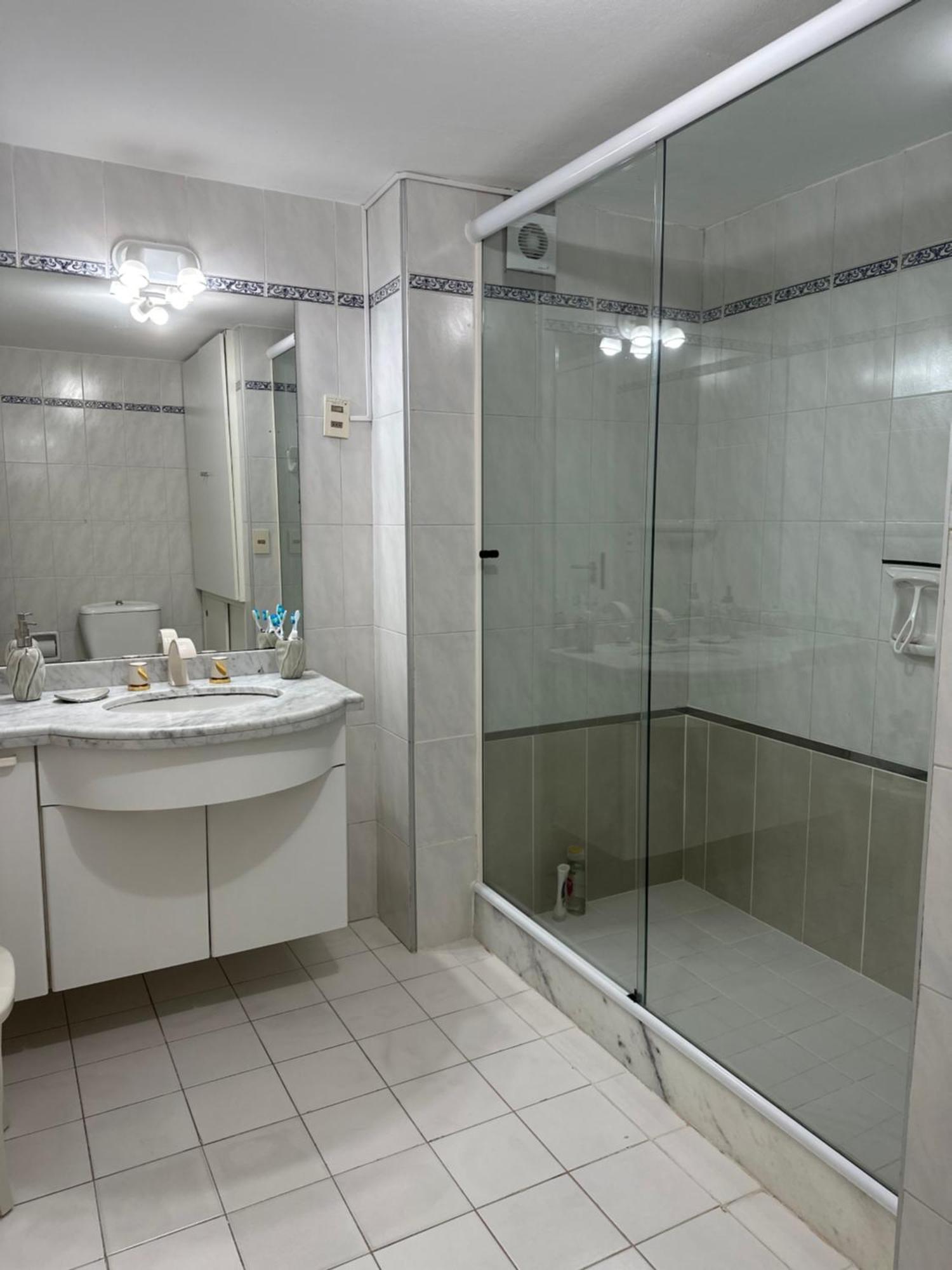 Hermoso Apartamento, Torre De Categoria Long Beach, En La Mejor Ubicacion De Punta Del Este Luaran gambar